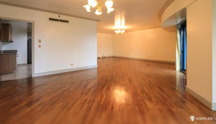 "3BR Condo for Rent in Luna Gardens, Rockwell Center, Makati"06