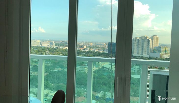 "2BR Condo for Rent in Park Terraces, San Lorenzo Village, Makati"08