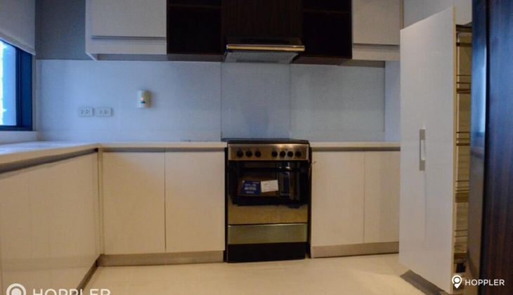 "2BR Condo for Rent in Arya Residences, BGC - Bonifacio Global City, Taguig"06