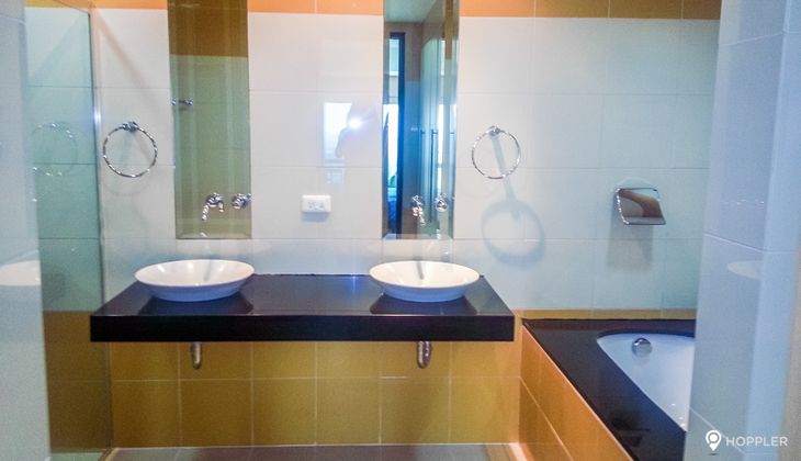 "3BR Condo for Rent in One McKinley Place, BGC - Bonifacio Global City, Taguig"02