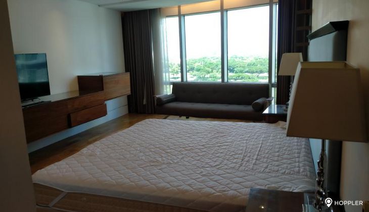 "3BR Condo for Rent in One McKinley Place, BGC - Bonifacio Global City, Taguig"09
