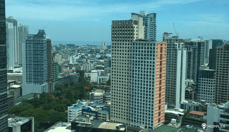 "2BR Condo for Rent in The Shang Grand Tower, Legazpi Village, Makati"07