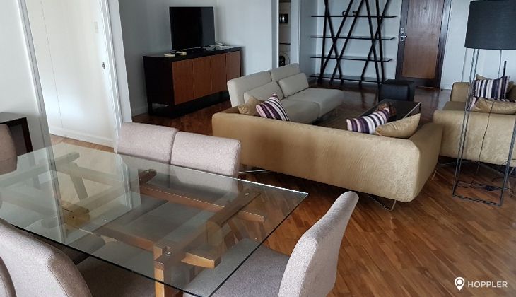 "2BR Condo for Rent in Joya Lofts and Towers, Rockwell Center, Makati"02