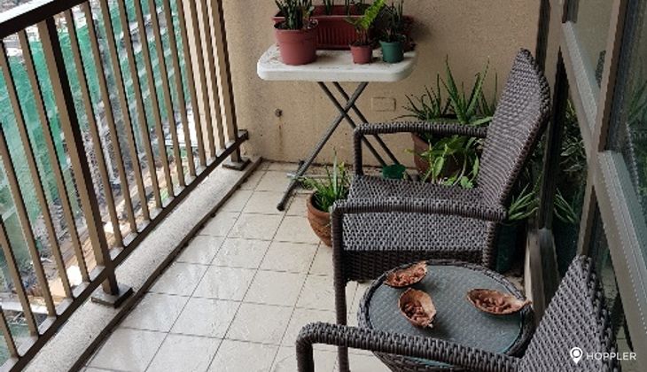 "2BR Condo for Rent in Joya Lofts and Towers, Rockwell Center, Makati"05