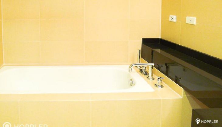 "3BR Condo for Rent in One Serendra, BGC - Bonifacio Global City, Taguig"09
