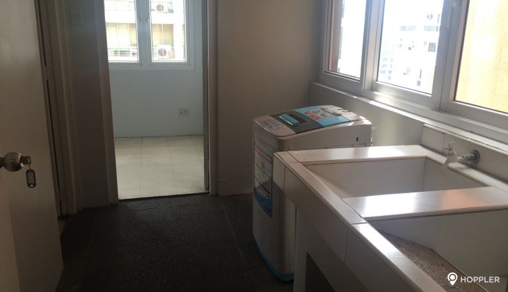 "4BR Condo for Rent in The Crescent Condominium, Ortigas Center, Pasig"08