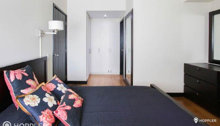 "1BR