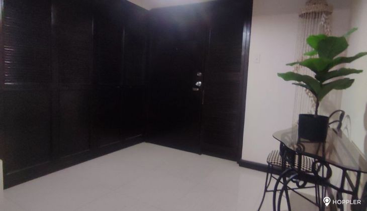 "2BR Condo for Rent in Century Plaza, Legazpi Village, Makati"02