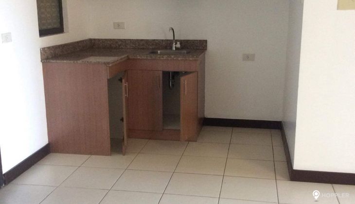 "2BR Condo for Rent in Siena Park Residences, Bicutan, Parañaque"03