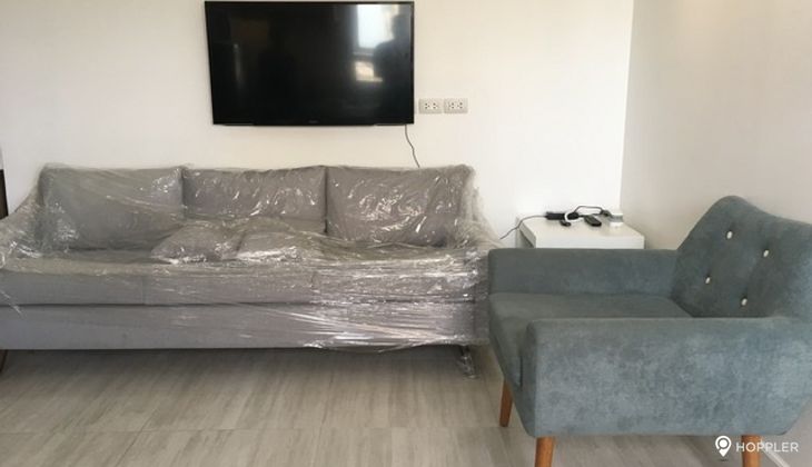 "1BR Condo for Rent in The Pearl Place, Ortigas Center, Pasig"02