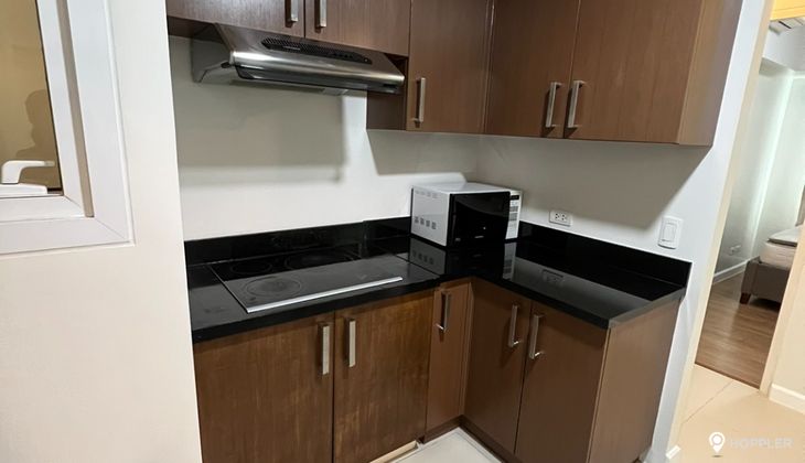 "3BR Condo for Rent in Red Oak at Two Serendra, BGC - Bonifacio Global City, Taguig"03