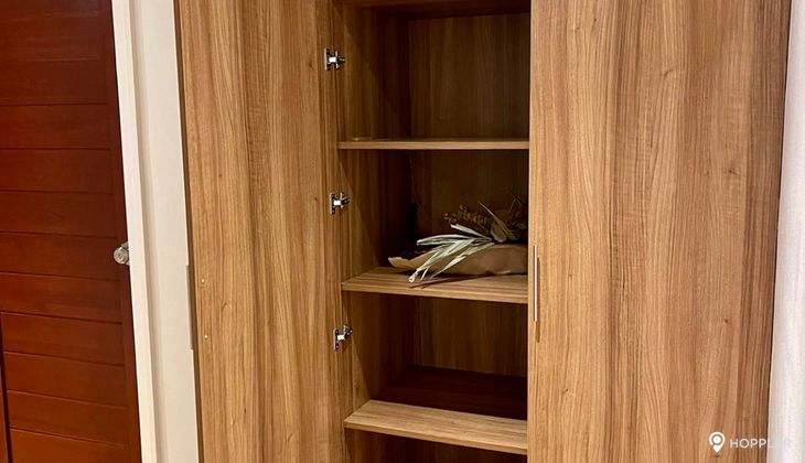 "2BR Condo for Rent in Amorsolo West, Rockwell Center, Makati"06
