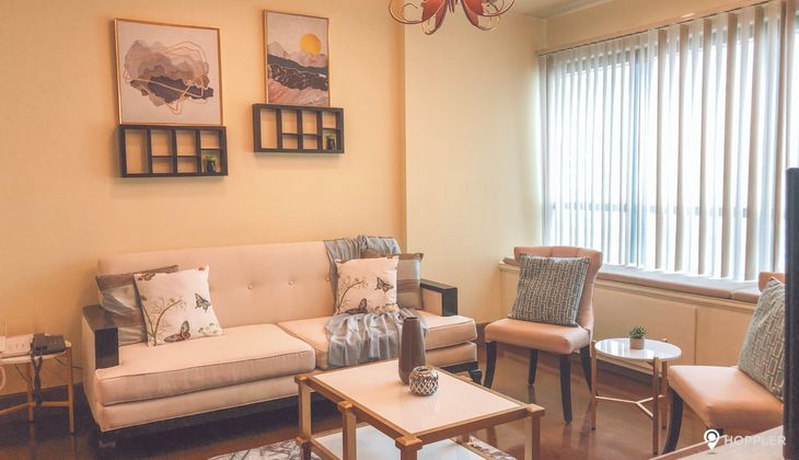 "2BR Condo for Rent in Edades Tower and Garden Villas, Rockwell Center, Makati"06