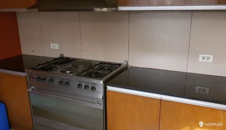 "2BR Condo for Rent in Wack Wack Heights, Wack-Wack, Mandaluyong"04