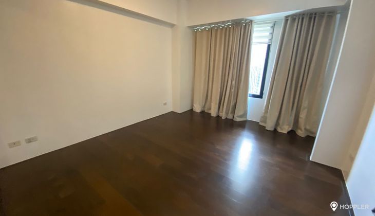 "1BR Condo for Rent in Arya Residences, BGC - Bonifacio Global City, Taguig"02