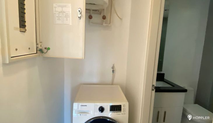 "1BR Condo for Rent in Arya Residences, BGC - Bonifacio Global City, Taguig"04
