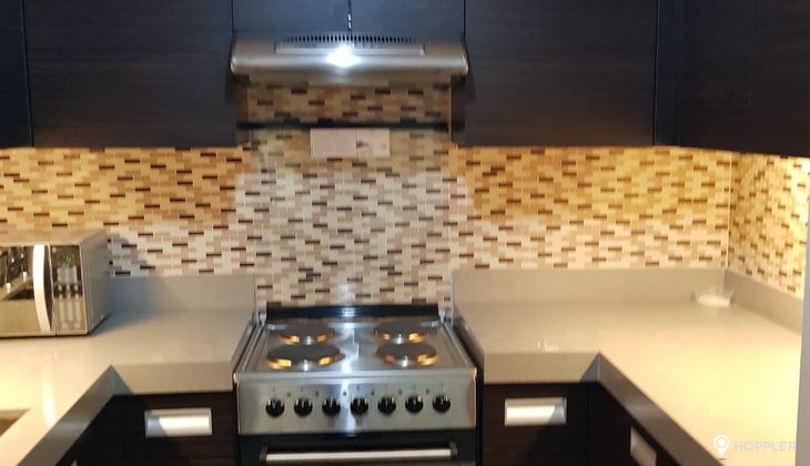 "1BR Condo for Rent in Edades Tower and Garden Villas, Rockwell Center, Makati"06