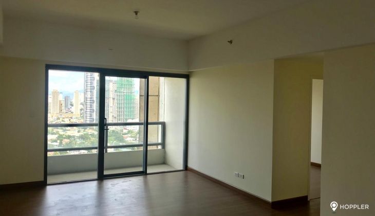 "2BR Condo for Rent in Shang Salcedo Place, Salcedo Village, Makati"02