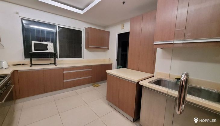 "4BR Condo for Rent in Platinum 1000 Condominium, Greenhills, San Juan"02