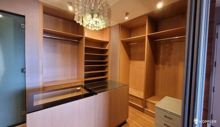 "4BR Condo for Rent in Platinum 1000 Condominium, Greenhills, San Juan"05