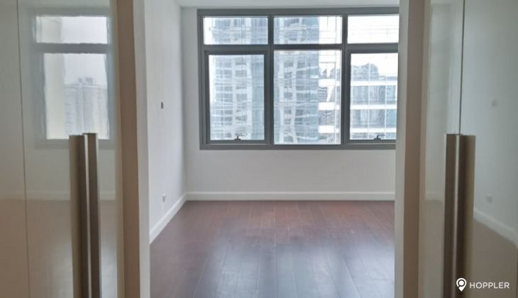 "2BR Condo for Rent in The Suites at One Bonifacio High Street, BGC - Bonifacio Global City, Taguig"05