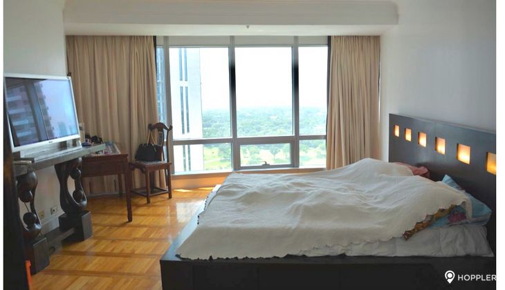 "3BR Condo for Rent in One McKinley Place, BGC - Bonifacio Global City, Taguig"10