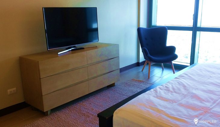"3BR Condo for Rent in 8 Forbes Town Road, BGC - Bonifacio Global City, Taguig"06