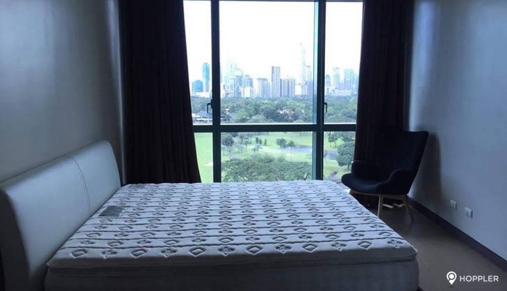 "2BR Condo for Rent in 8 Forbes Town Road, BGC - Bonifacio Global City, Taguig"08