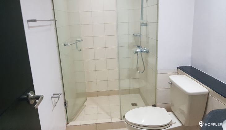 "2BR Condo for Rent in One Serendra, BGC - Bonifacio Global City, Taguig"03
