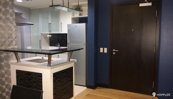"1BR Condo for Rent in The Residences at Greenbelt, Legazpi Village, Makati"05