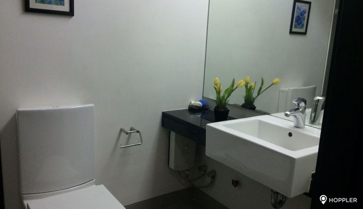 "1BR Condo for Rent in The Residences at Greenbelt, Legazpi Village, Makati"06
