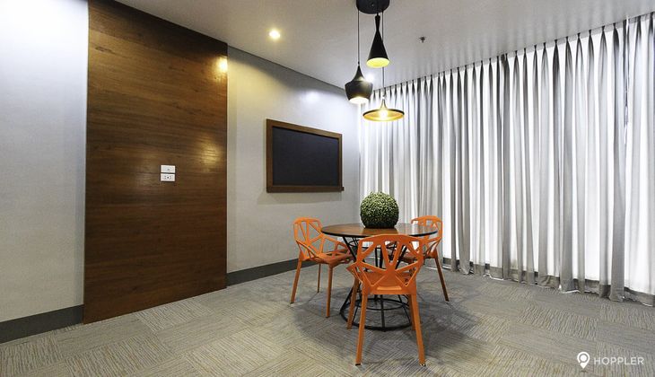 "Studio Condo for Rent in The Pearl Place, Ortigas Center, Pasig"07