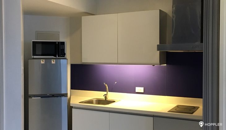 "1BR Condo for Rent in The Gramercy Residences, Poblacion, Makati"03