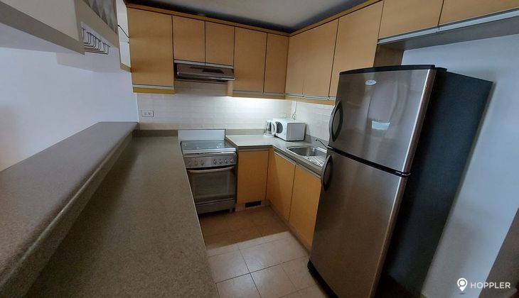 "Studio Condo for Rent in One Legazpi Park, Legazpi Village, Makati"02