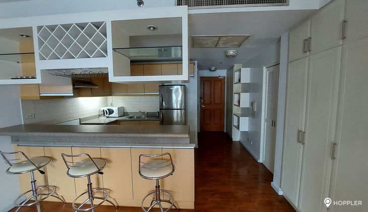 "Studio Condo for Rent in One Legazpi Park, Legazpi Village, Makati"07