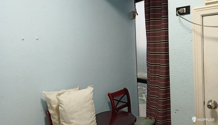"1BR Condo for Rent in MPT Suites, Poblacion, Makati"10