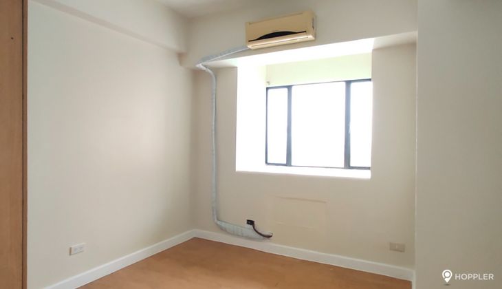 "2BR Condo for Rent in Grand Eastwood Palazzo, Eastwood City, Quezon City"05