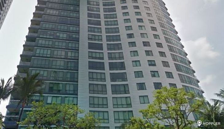 "1BR Condo for Rent in Amorsolo West, Rockwell Center, Makati"02