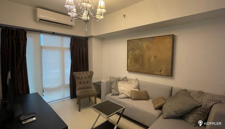 "2BR Condo for Rent in Red Oak at Two Serendra, BGC - Bonifacio Global City, Taguig"02