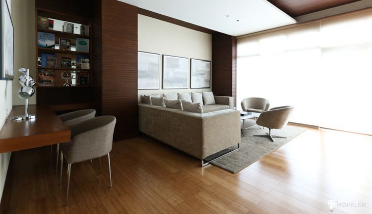 "2BR Condo for Rent in Red Oak at Two Serendra, BGC - Bonifacio Global City, Taguig"04