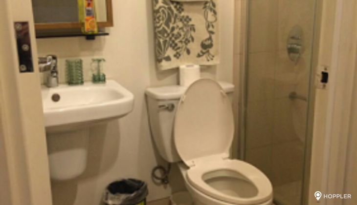 "Studio Condo for Rent in One Rockwell, Rockwell Center, Makati"02