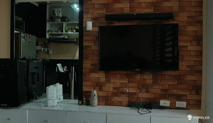 "Studio Condo for Rent in The Pearl Place, Ortigas Center, Pasig"02