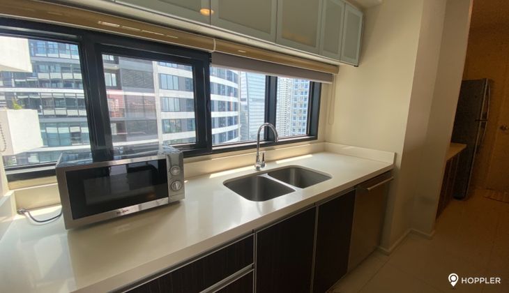 "3BR Condo for Rent in Arya Residences, BGC - Bonifacio Global City, Taguig"08