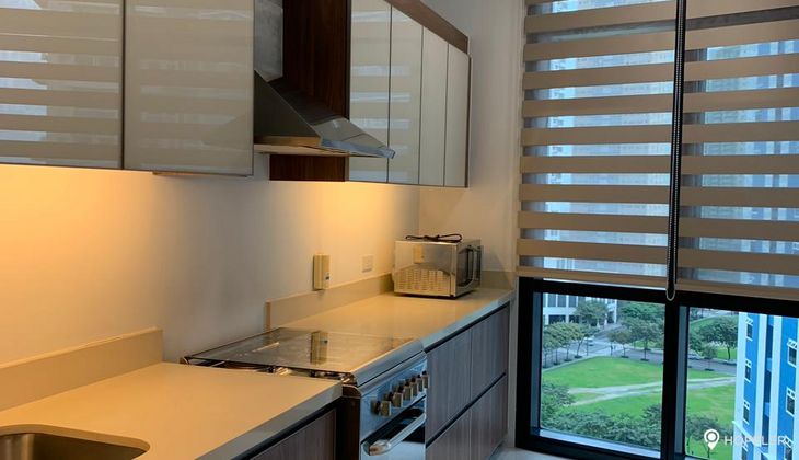"2BR Condo for Rent in Arya Residences, BGC - Bonifacio Global City, Taguig"03