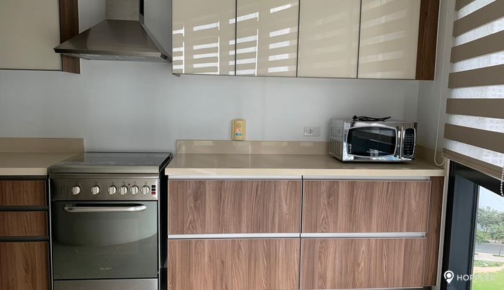 "2BR Condo for Rent in Arya Residences, BGC - Bonifacio Global City, Taguig"07