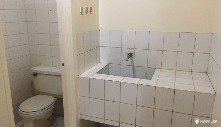 "1BR Condo for Rent in Eisenhower Condominium, Greenhills, San Juan"06