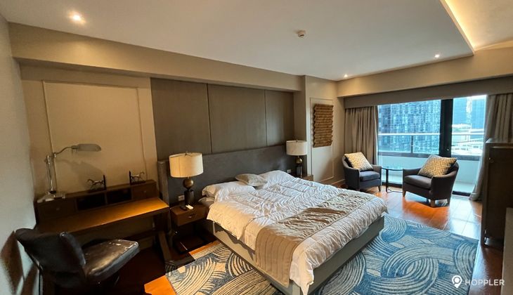 "2BR Condo for Rent in Arya Residences, BGC - Bonifacio Global City, Taguig"06