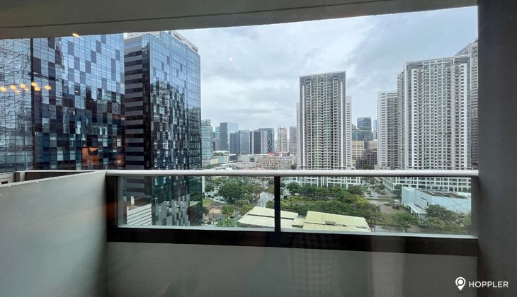 "2BR Condo for Rent in Arya Residences, BGC - Bonifacio Global City, Taguig"09