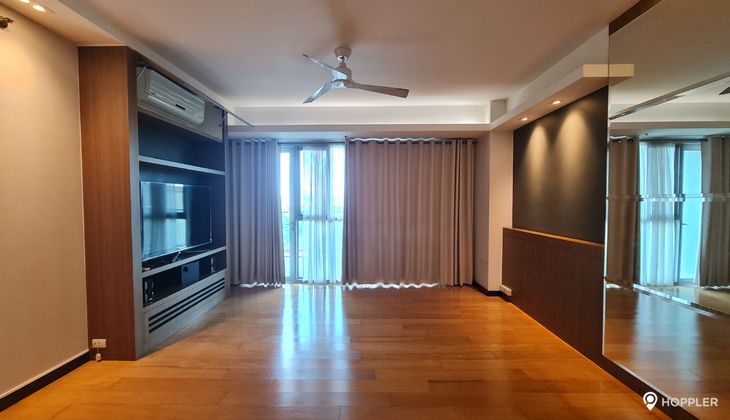 "2BR Condo for Rent in One Serendra, BGC - Bonifacio Global City, Taguig"02