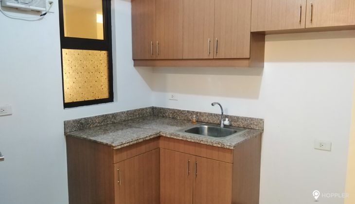 "2BR Condo for Rent in Siena Park Residences, Bicutan, Parañaque"04